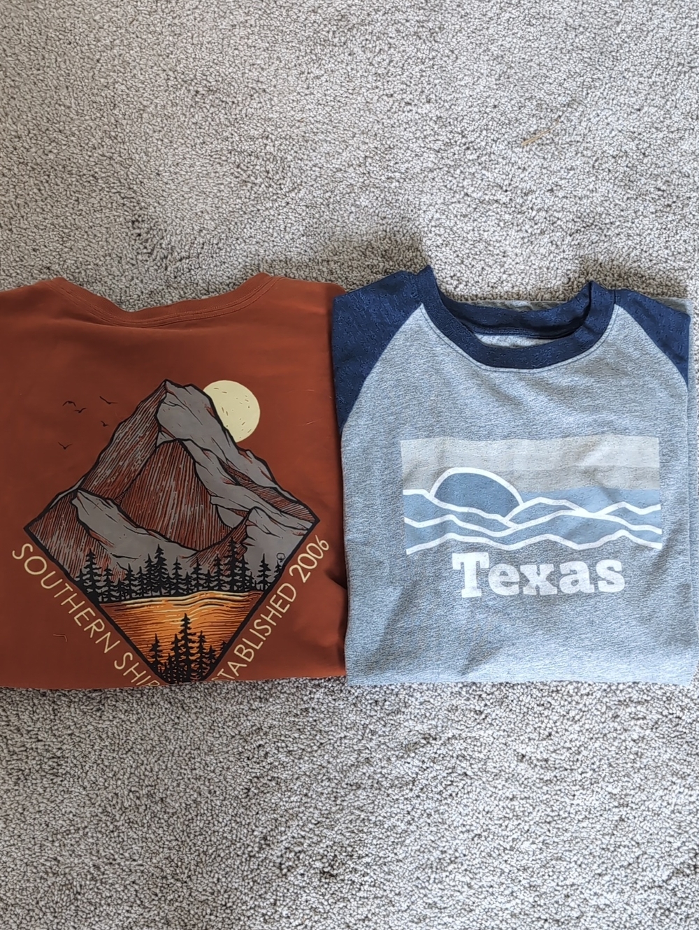 The Southern Shirt Company Men's Long Sleeve Raglan Tees - Rust & Navy/Gray